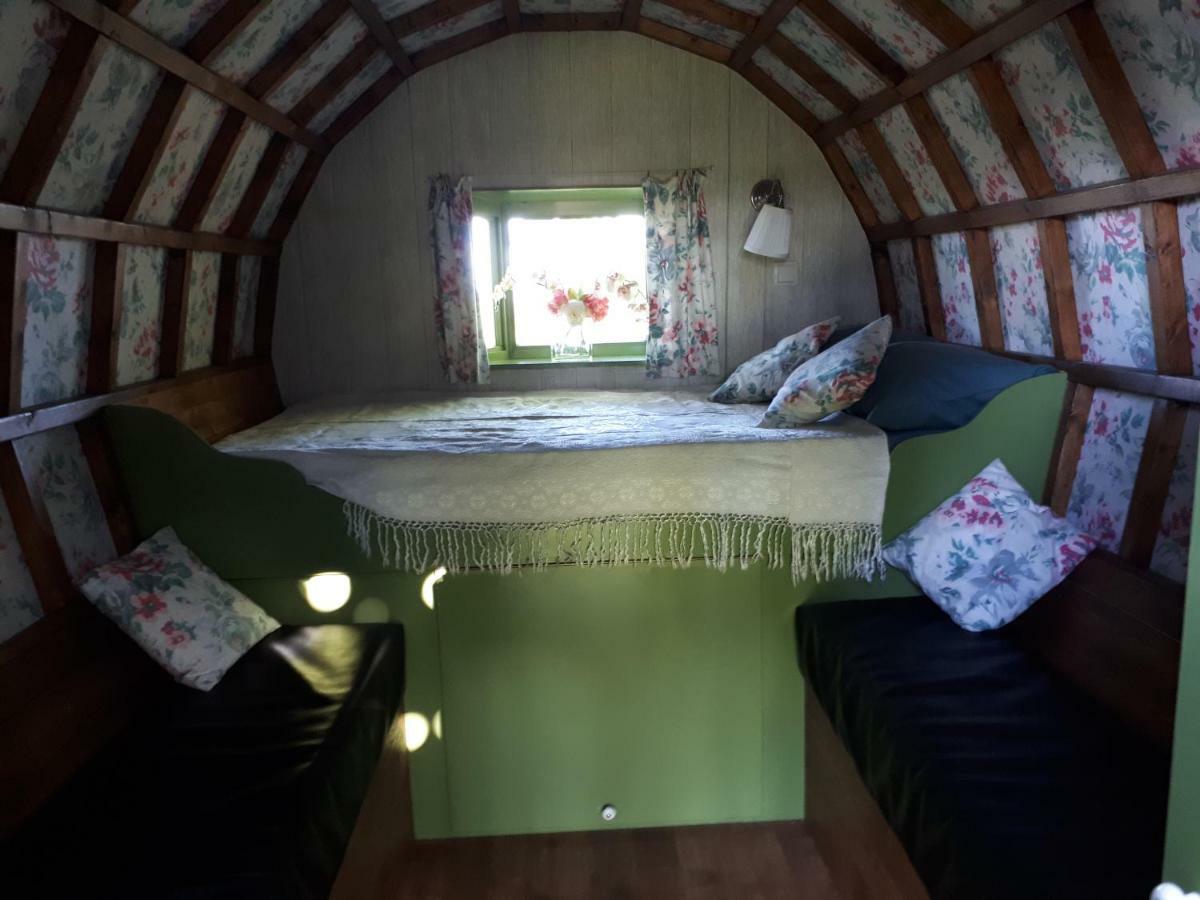 Irish Bowtop Op Het Platteland Van Huize Ouwervelden Wouwsche Plantage Bagian luar foto